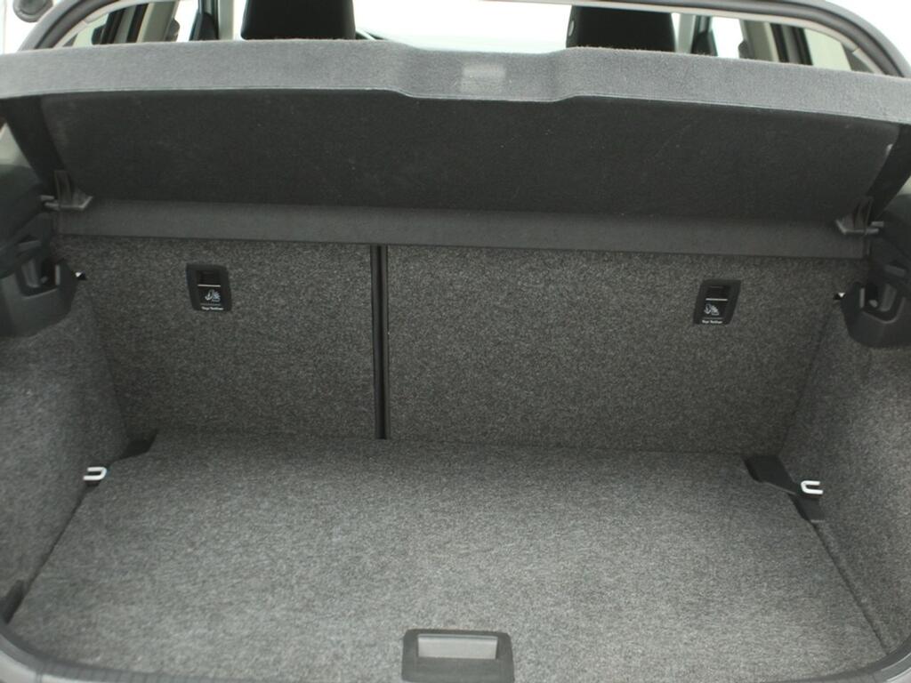 Volkswagen Polo Edition 1.0 59kW (80CV) 7