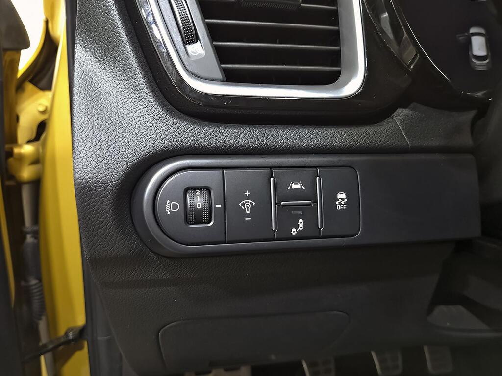 Kia XCeed 1.4 T-GDi Emotion 103kW (140CV) 12