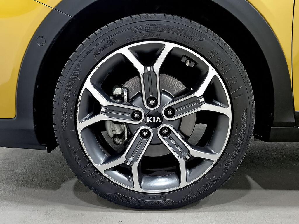 Kia XCeed 1.4 T-GDi Emotion 103kW (140CV) 10