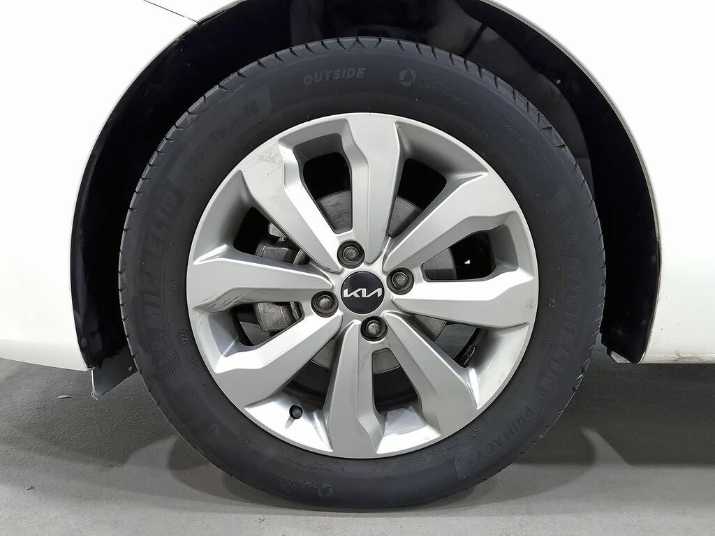 Kia Rio 1.2 DPi 62kW (84CV) Drive 10
