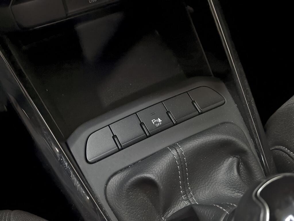 Kia Rio 1.2 DPi 62kW (84CV) Drive 27