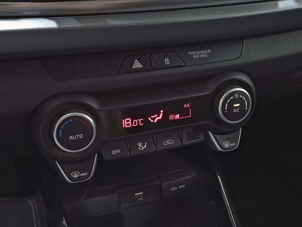 Kia Rio 1.2 DPi 62kW (84CV) Drive 25