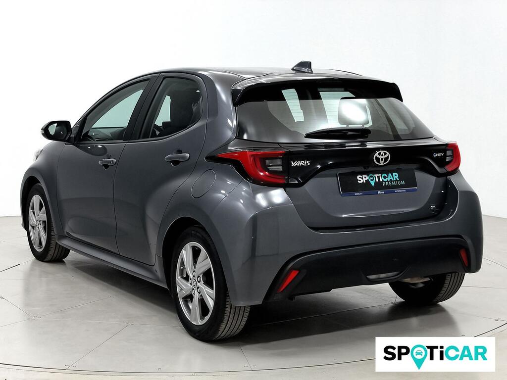 Toyota Yaris 1.5 120H Active Plus 2