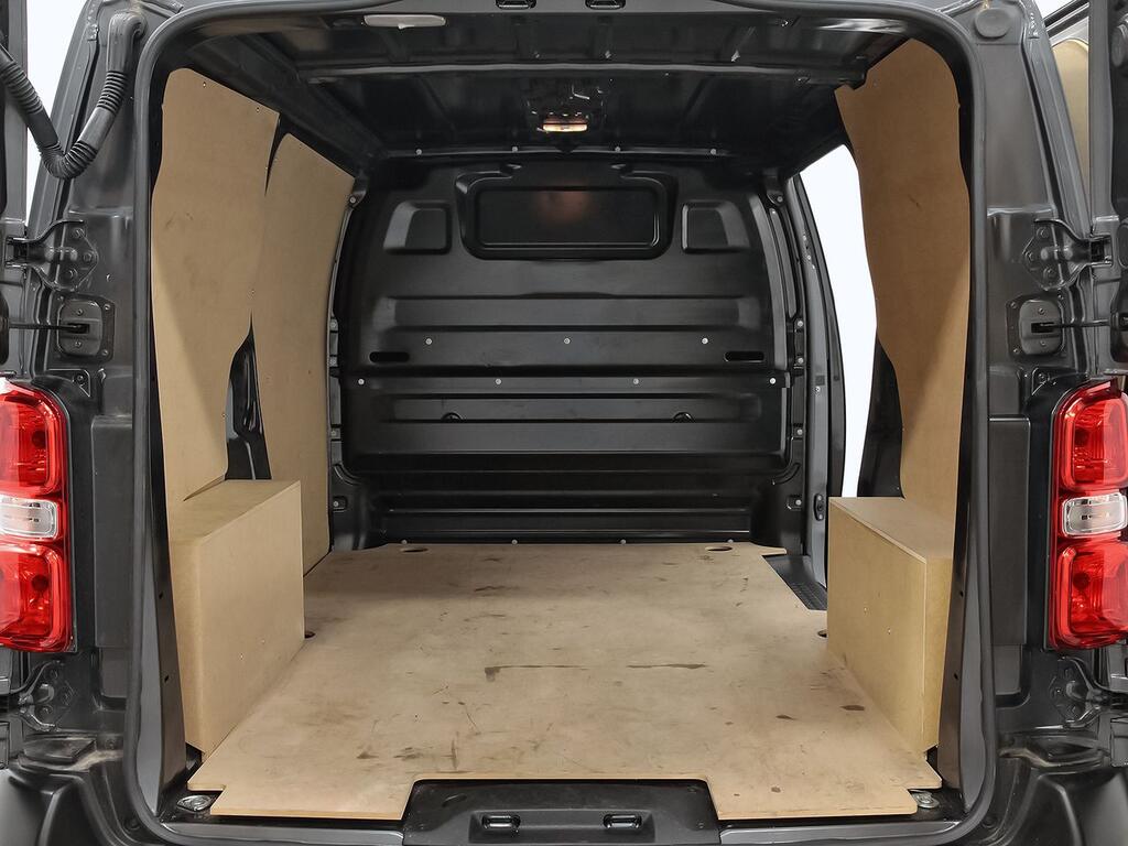 Peugeot Expert FG 1.5 BLUEHDI 120 STANDARD 4P 11