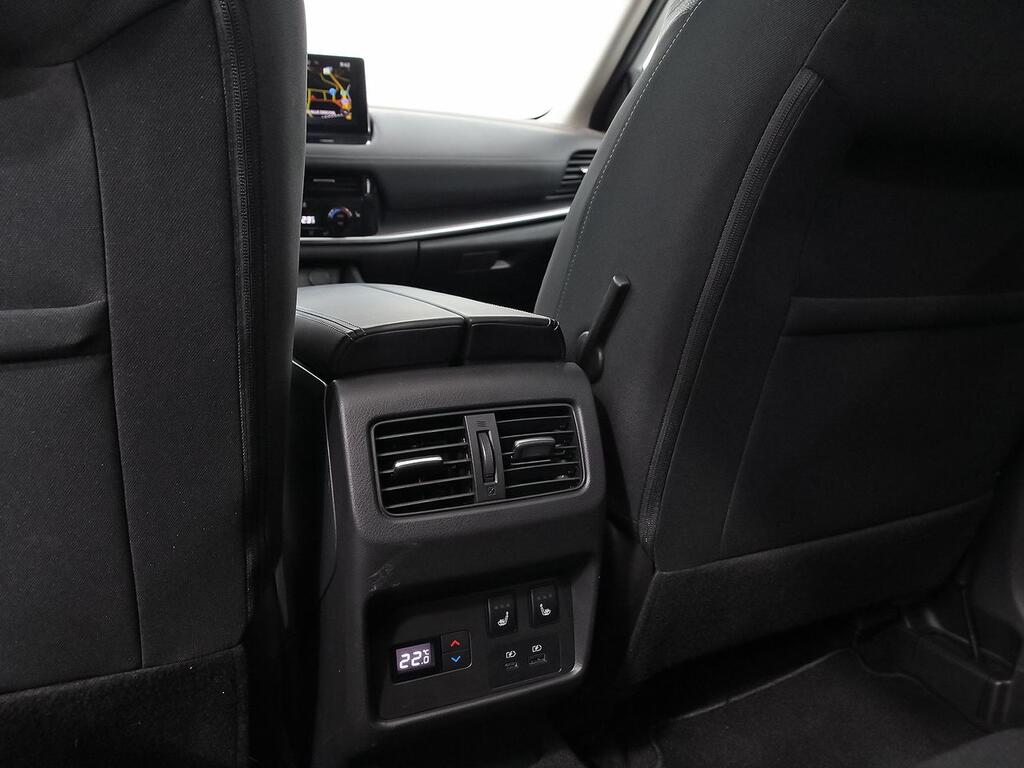 Nissan X-Trail 5pl 1.5 e-4ORCE 158kW 4x4 A/T N-Connecta 36