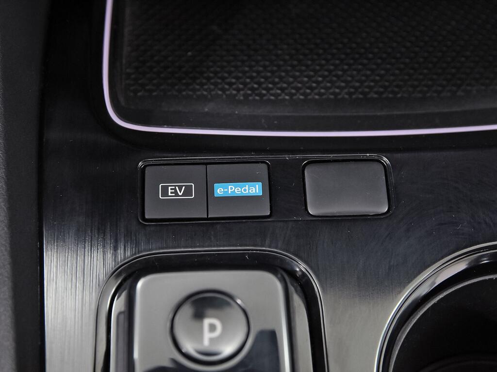 Nissan X-Trail 5pl 1.5 e-4ORCE 158kW 4x4 A/T N-Connecta 33