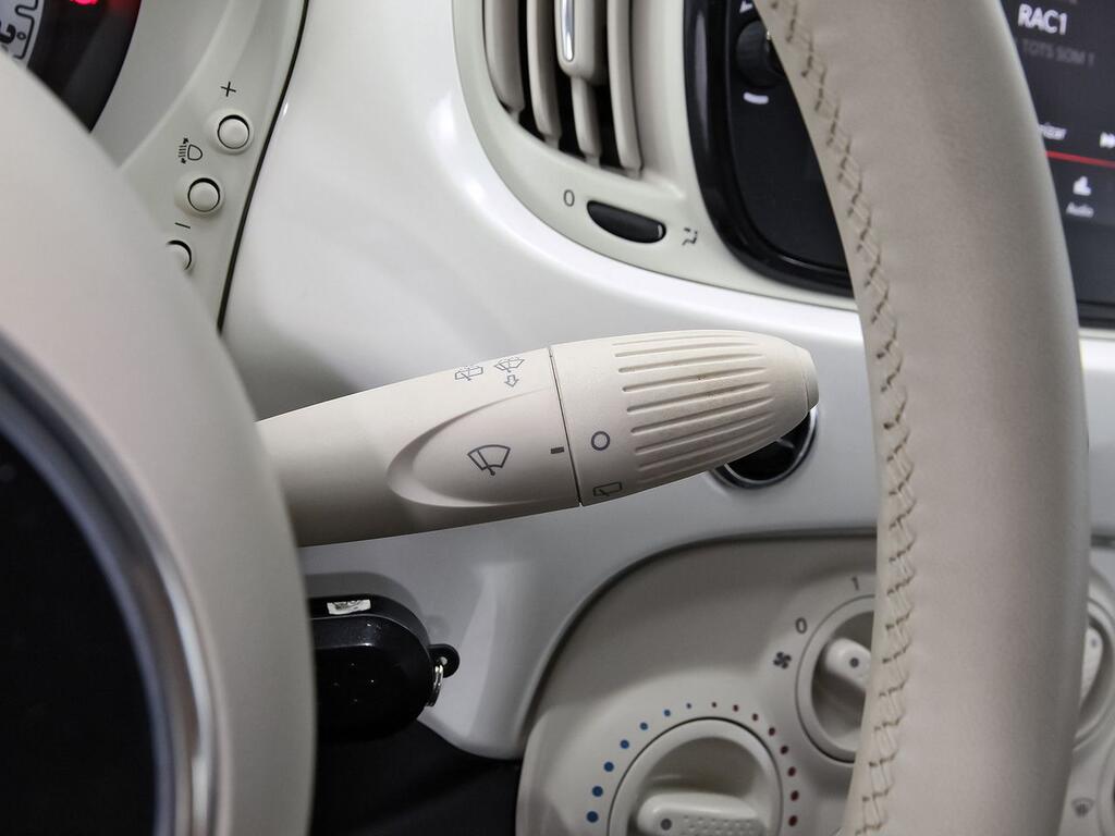 Fiat 500 Lounge 1.0 6v GSE 52KW (70 CV) 16