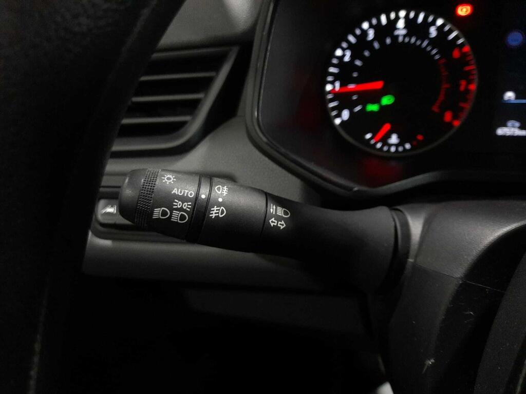 Renault Clio Business TCe 67 kW (90CV) 22