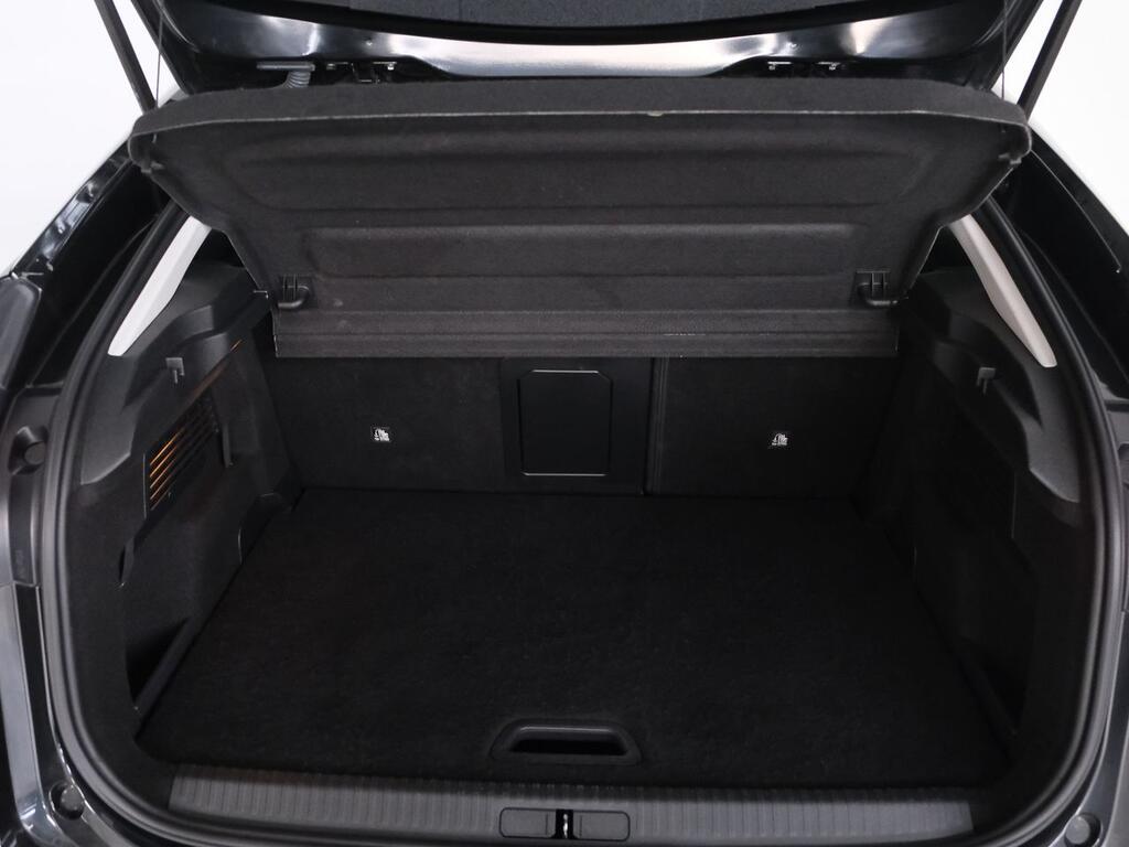 Citroën C4 PureTech 130 S&S 6v Shine 6
