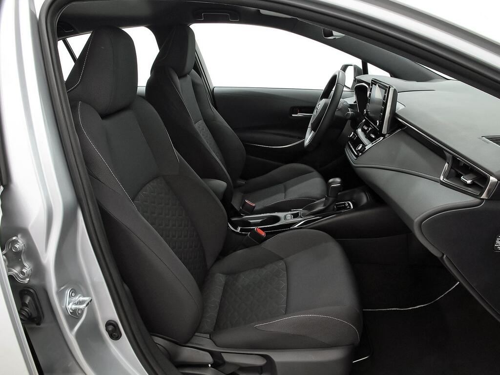 Toyota Corolla 1.8 125H ACTIVE TECH E-CVT 5