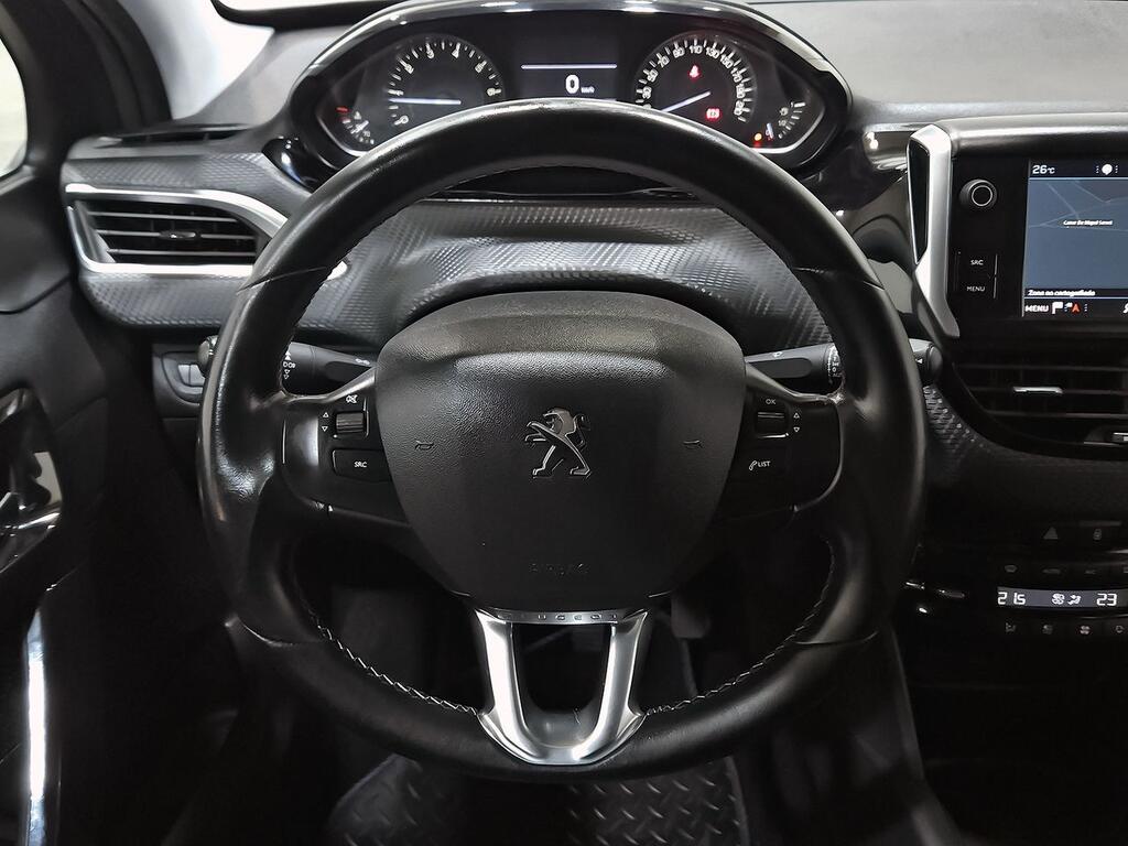 Peugeot 208 5P ALLURE 1.2L PureTech 60KW (82CV) 20
