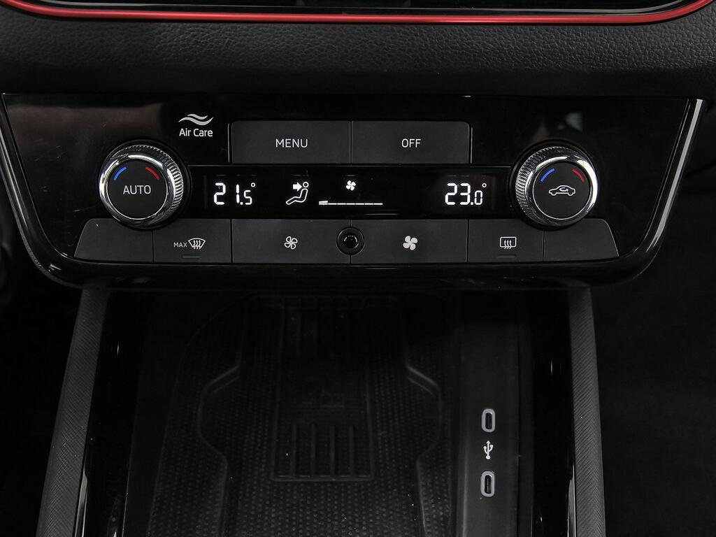 Skoda Kamiq 1.0 TSI 85kW (115CV) DSG MONTE CARLO 27