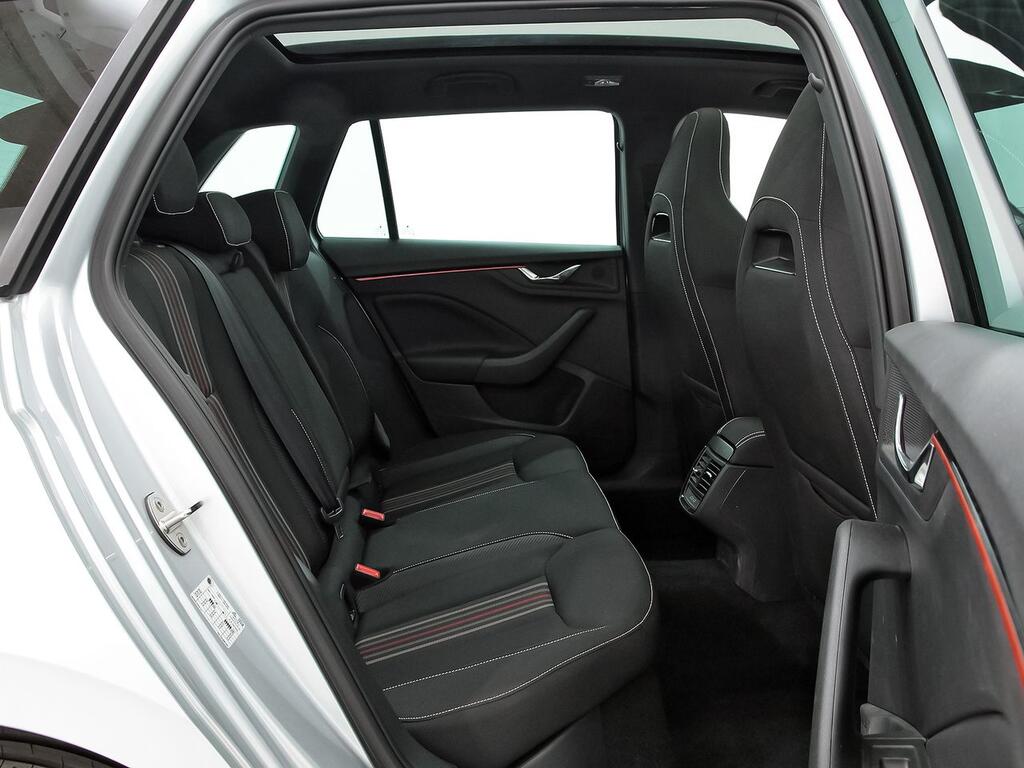 Skoda Kamiq 1.0 TSI 85kW (115CV) DSG MONTE CARLO 6