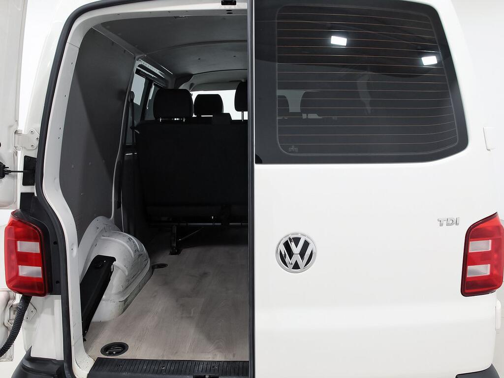 Volkswagen Transporter 2.0 TDI 102CV BMT 2.8T SWB KOMBI 5 PLAZAS 25