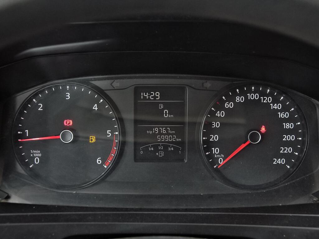 Volkswagen Transporter 2.0 TDI 102CV BMT 2.8T SWB KOMBI 5 PLAZAS 15