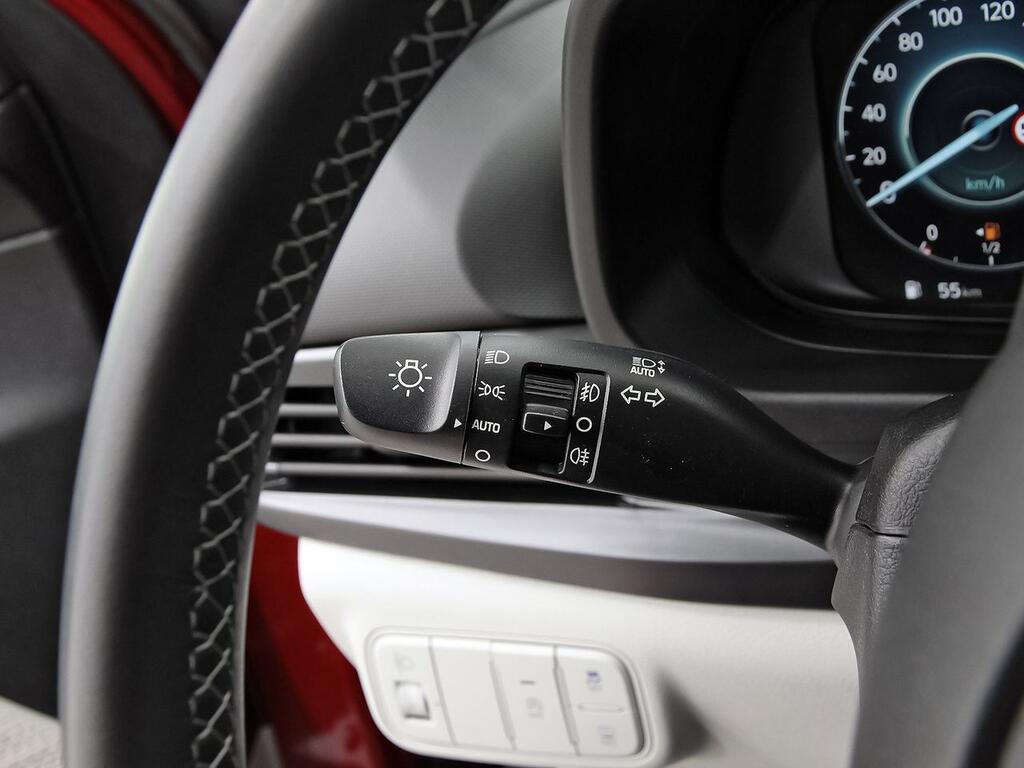 Hyundai i20 1.0 TGDI 74kW (100CV) 48V Tecno 13