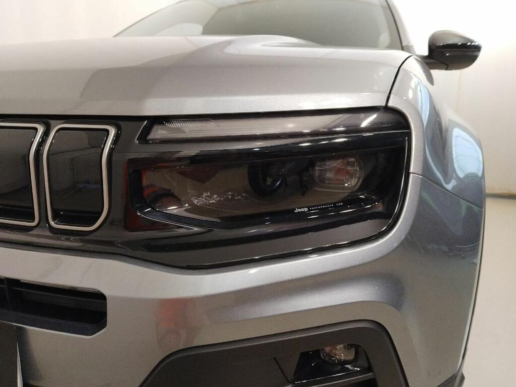 Jeep Avenger BEV 115kW (156CV) Summit 3