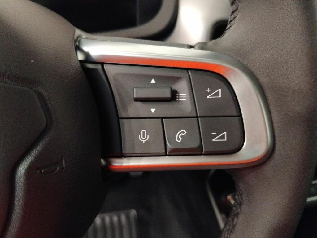 Jeep Avenger BEV 115kW (156CV) Summit 12
