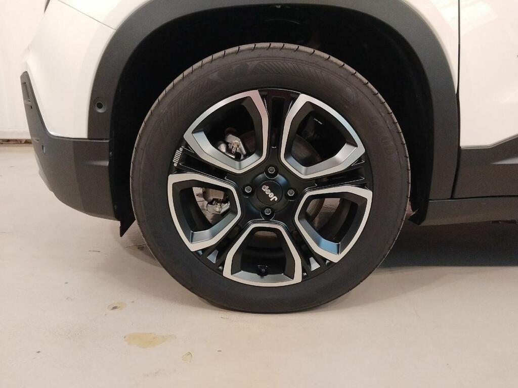 Jeep Avenger BEV 115kW (156CV) Summit 5