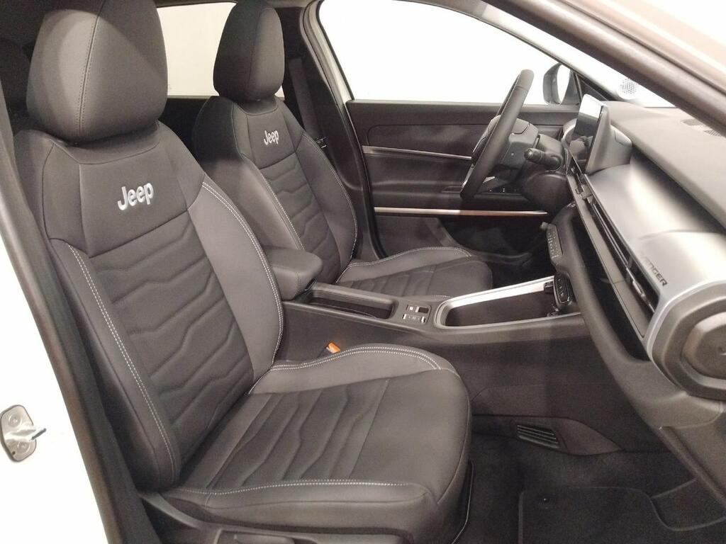 Jeep Avenger BEV 115kW (156CV) Summit 20