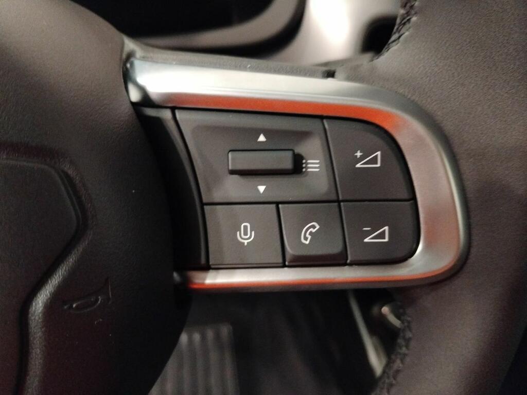 Jeep Avenger BEV 115kW (156CV) Summit 12