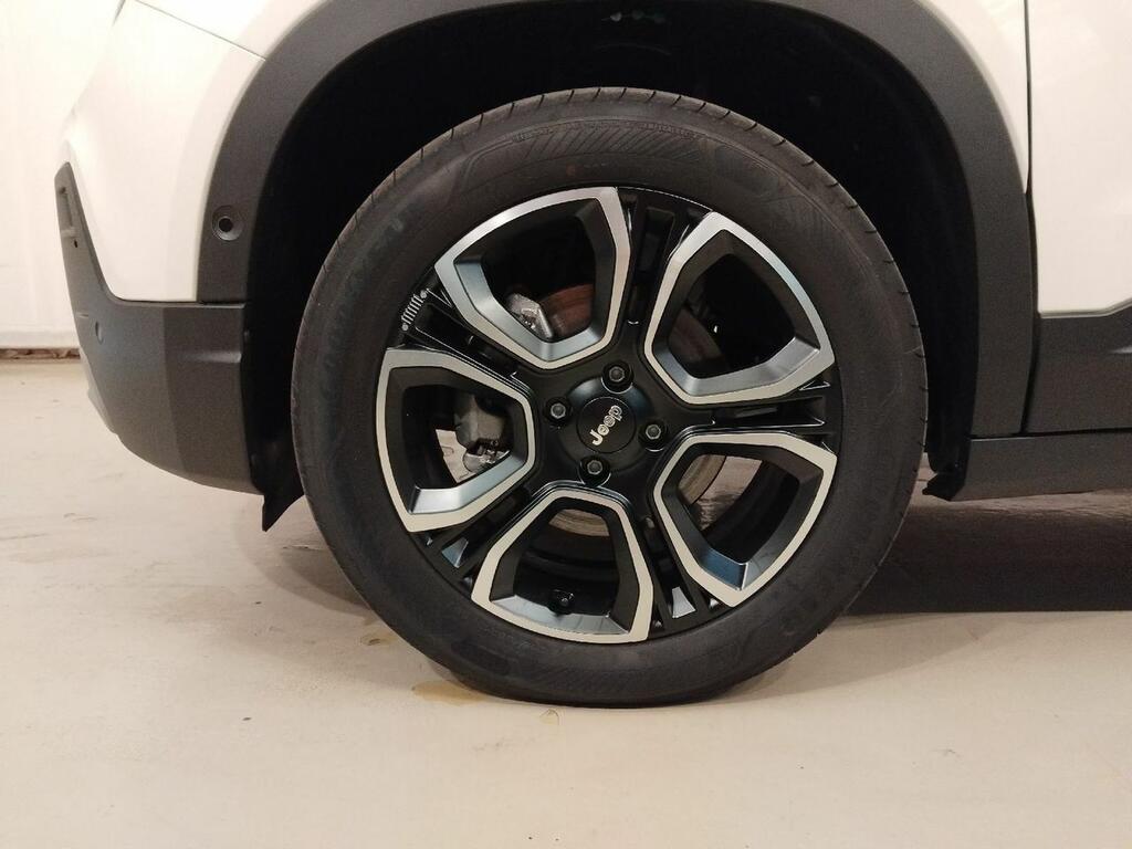 Jeep Avenger BEV 115kW (156CV) Summit 5
