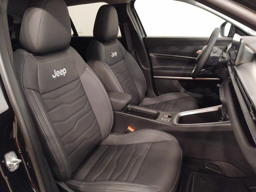 Jeep Avenger BEV 115kW (156CV) Summit 20