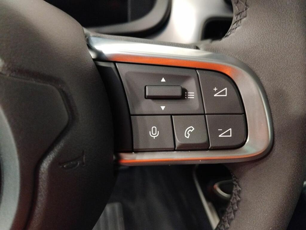 Jeep Avenger BEV 115kW (156CV) Summit 12