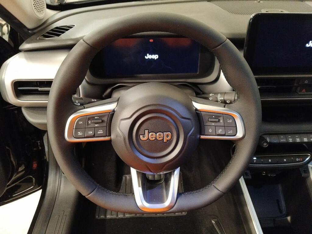 Jeep Avenger BEV 115kW (156CV) Summit 10
