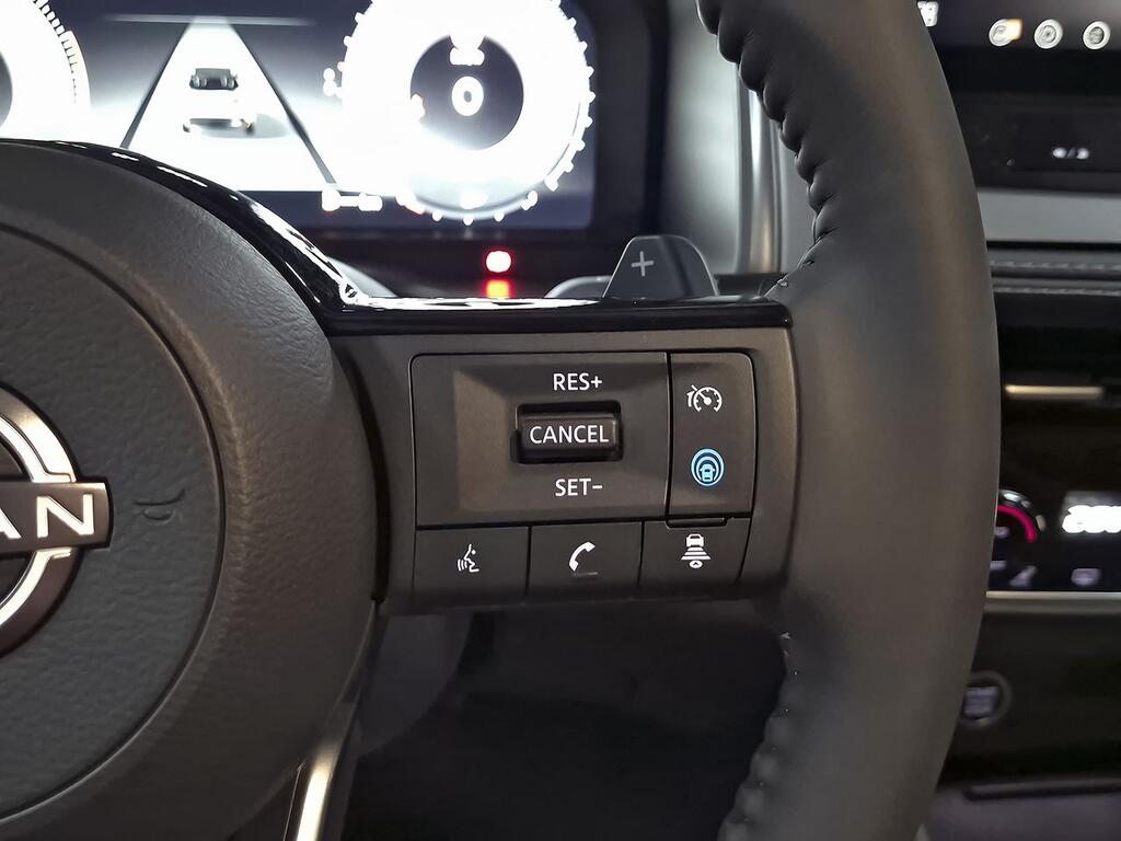 Nissan Qashqai DIG-T 117kW CVT N-Connecta 17
