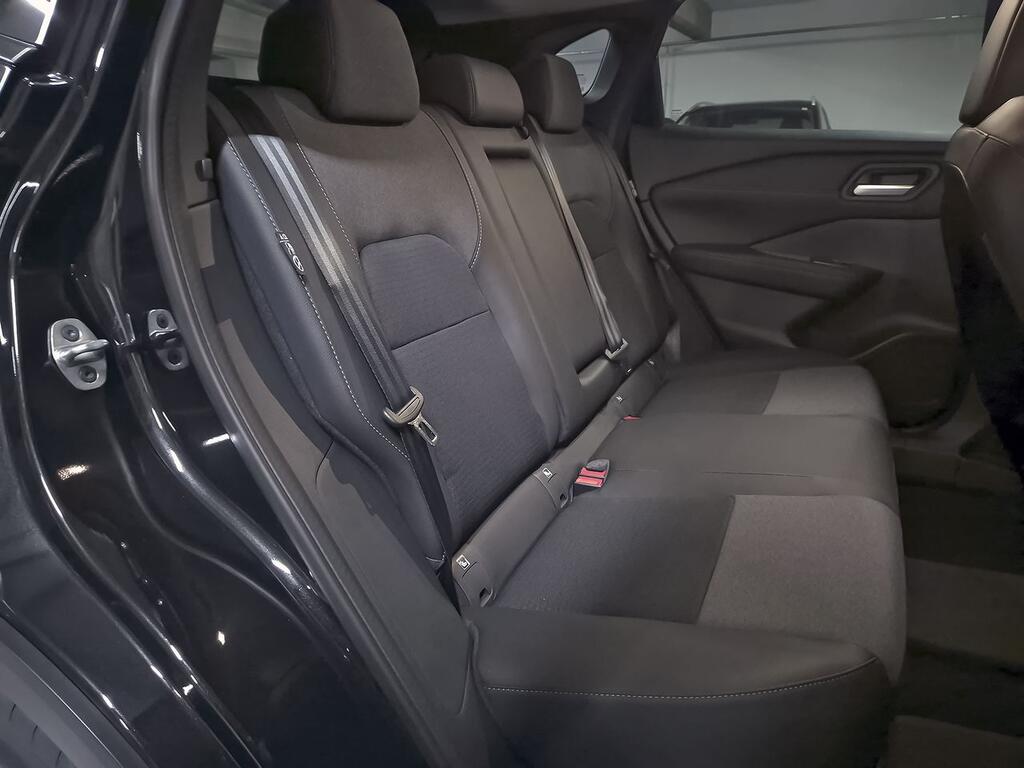 Nissan Qashqai DIG-T 117kW CVT N-Connecta 8