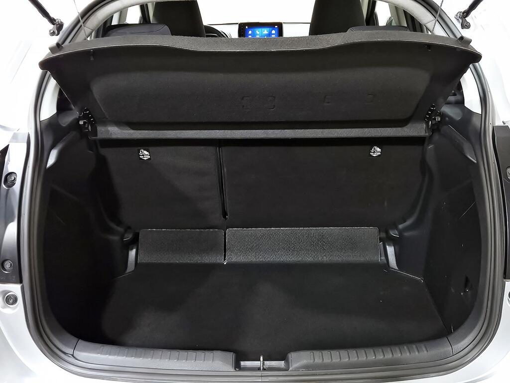 Toyota Yaris 1.5 120H Active Plus 9