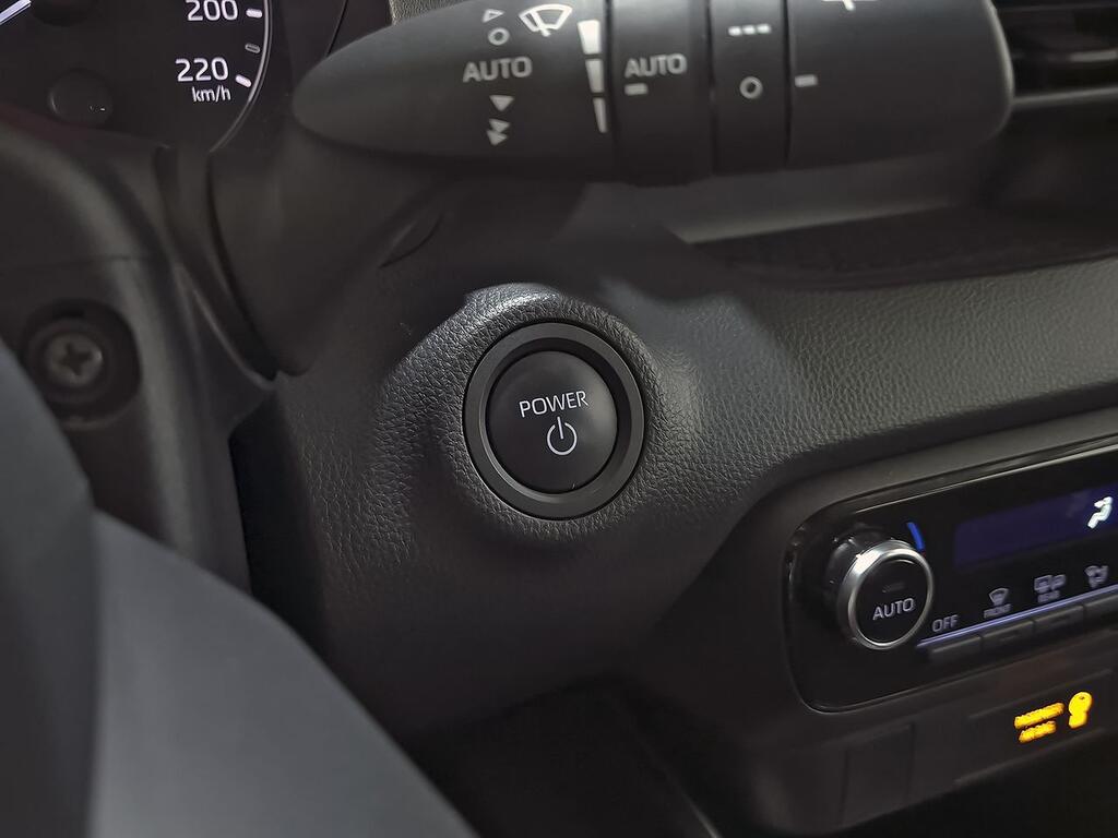 Toyota Yaris 1.5 120H Active Plus 16
