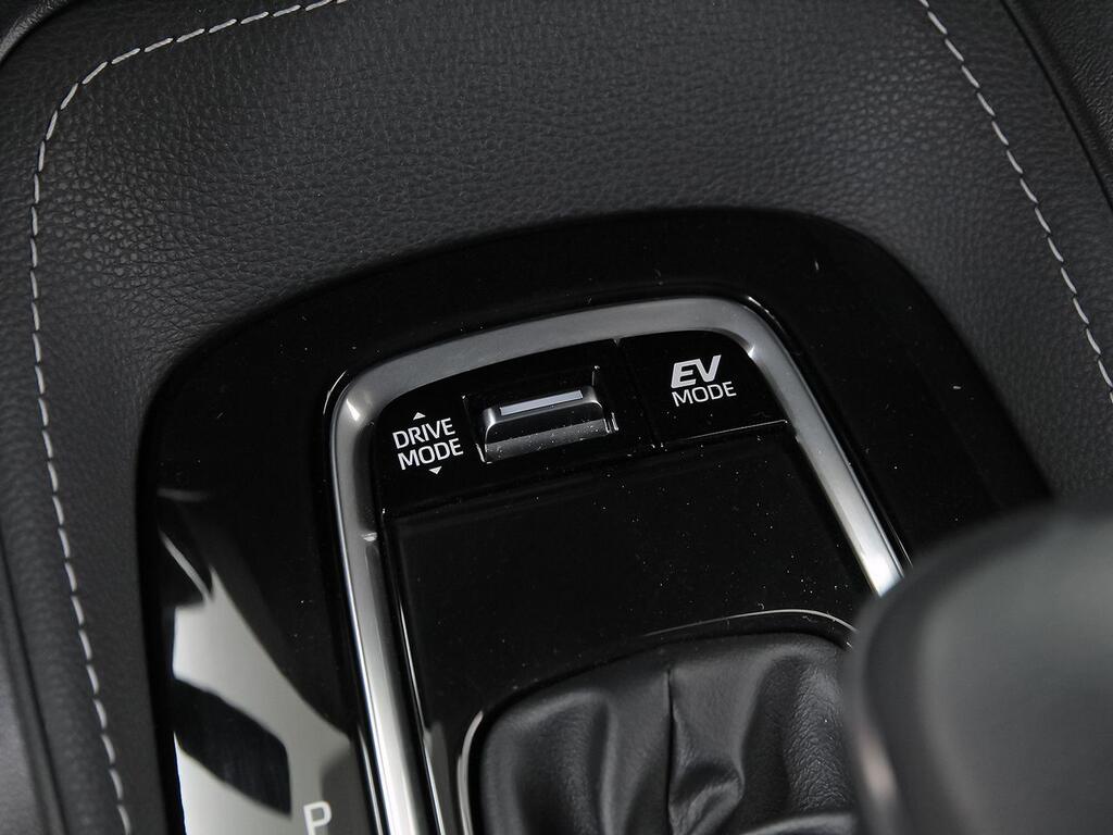 Toyota Corolla 140H Style Edition 29