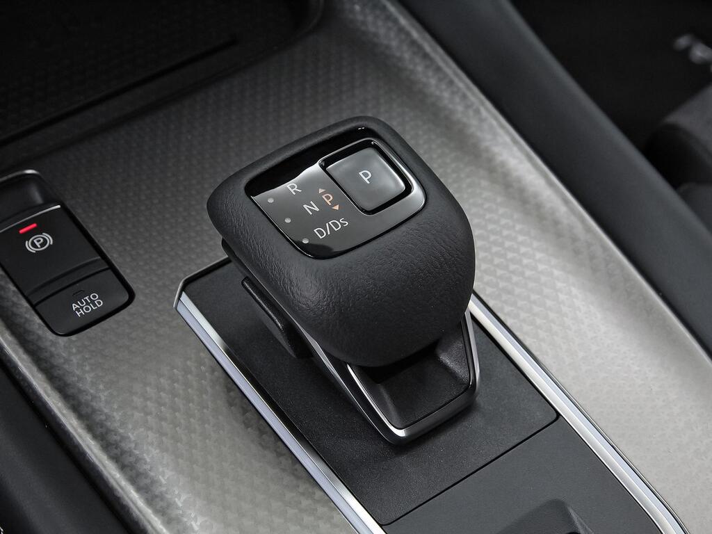 Nissan Qashqai DIG-T 116kW CVT N-Connecta 35