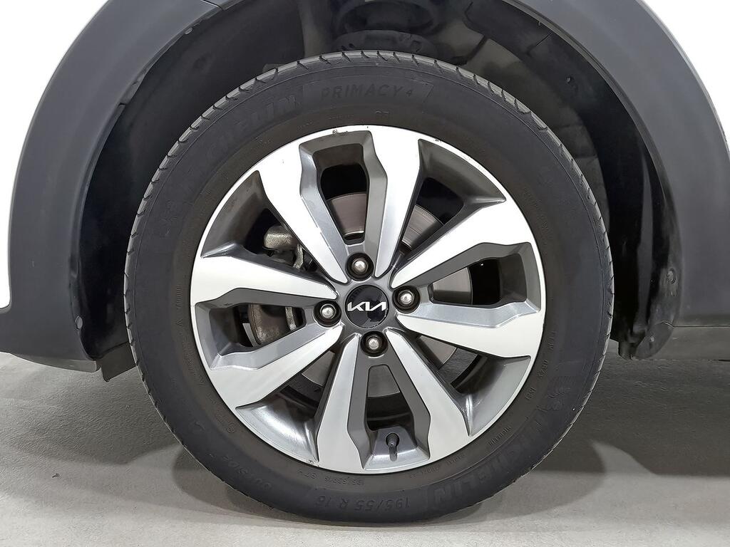 Kia Stonic 1.0 T-GDi 74kW (100CV) MHEV iMT Drive 10