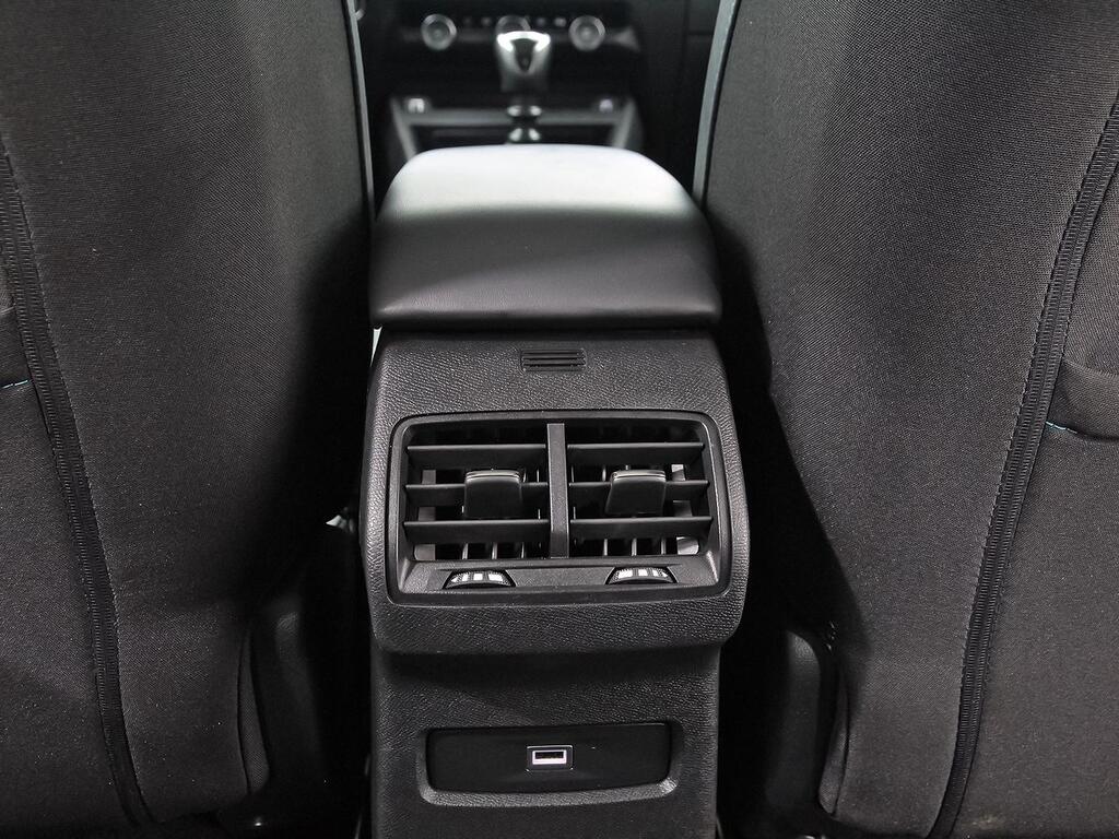 Citroën C4 PureTech 130 S&S 6v Shine 35