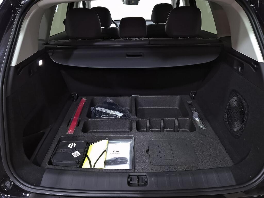 Leapmotor C10 C10 REEV 28.4 kWh Design Auto 31