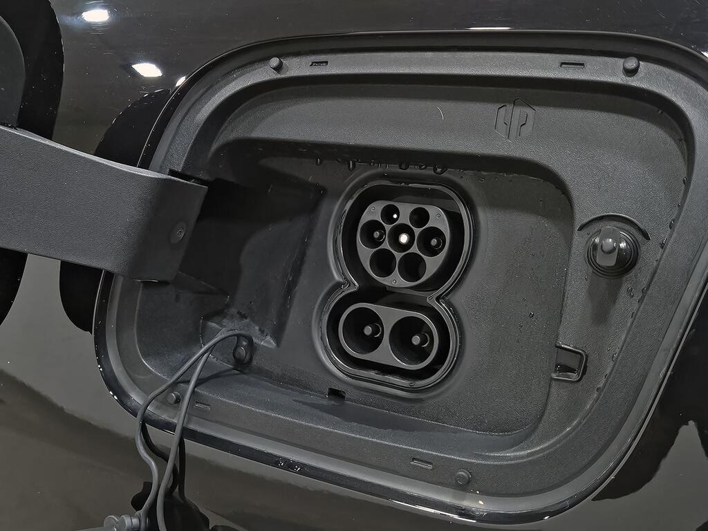 Leapmotor C10 C10 REEV 28.4 kWh Design Auto 33