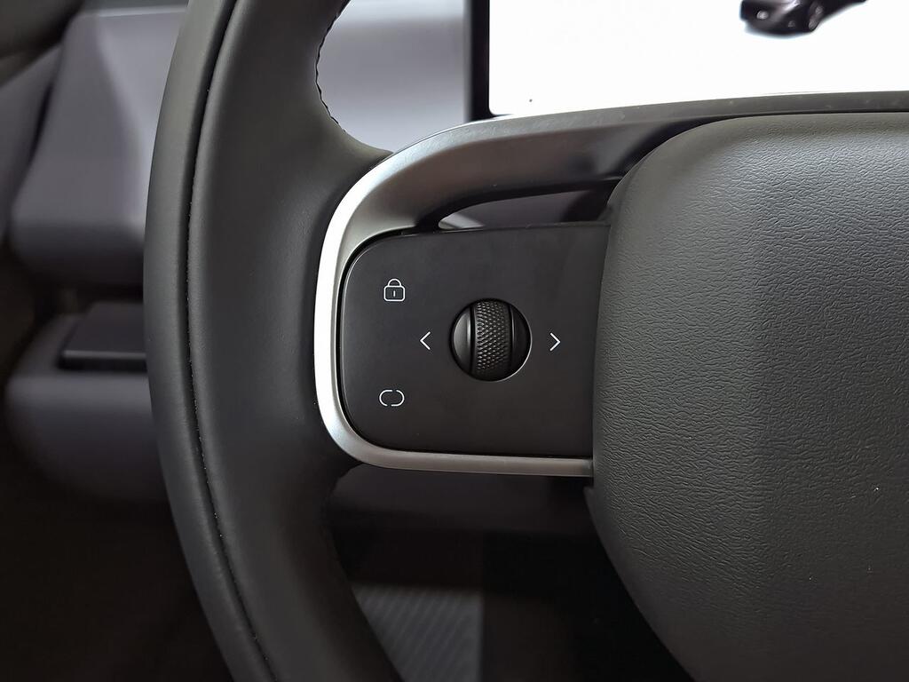 Leapmotor C10 C10 REEV 28.4 kWh Design Auto 16