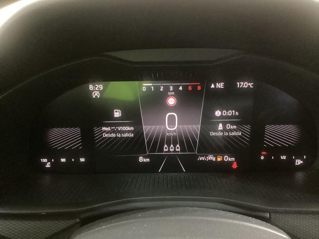 Skoda Kamiq 1.0 TSI 70kW (95CV) ESSENCE 9