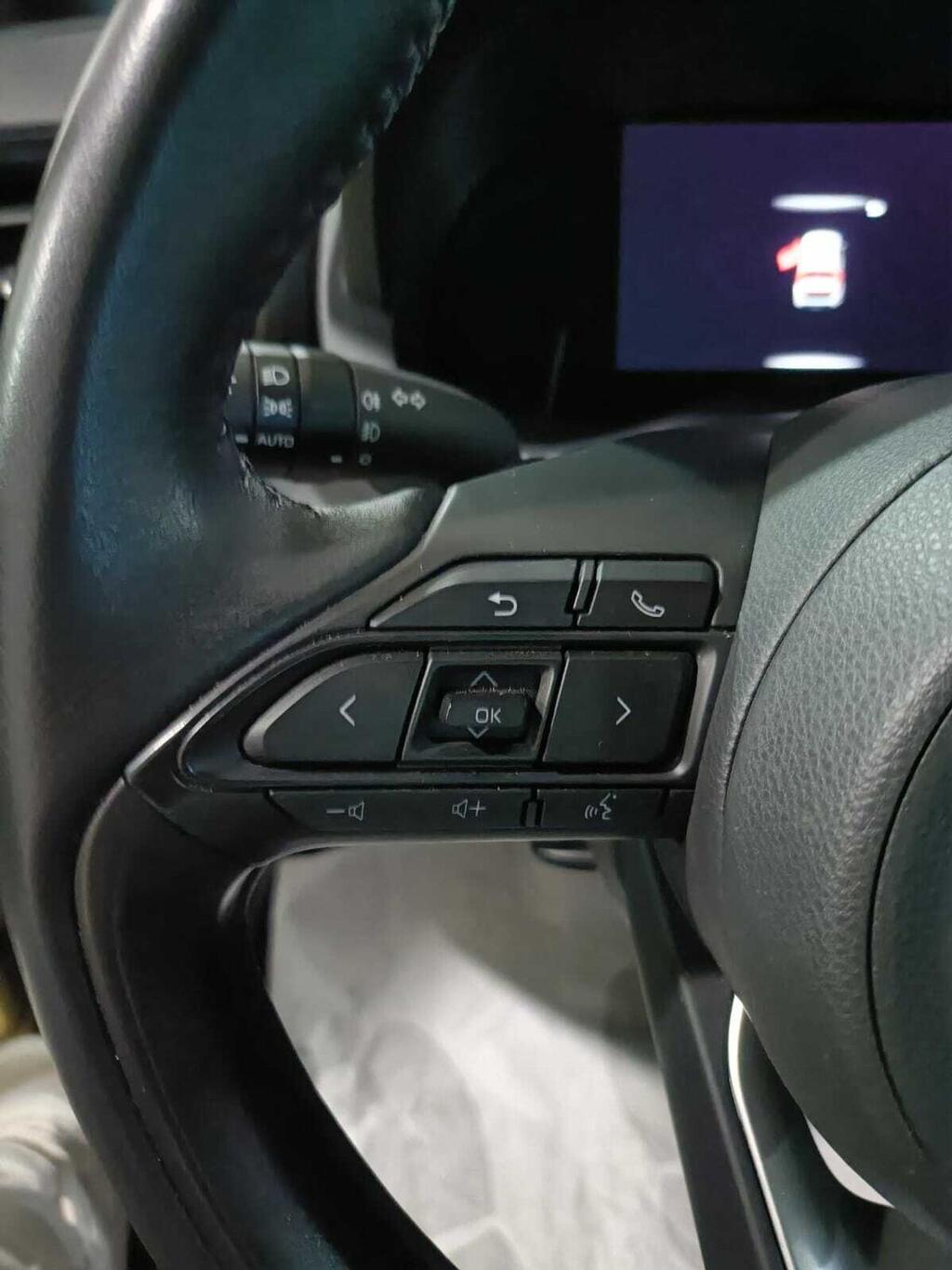 Toyota Yaris Cross 1.5 120H Active Tech 11