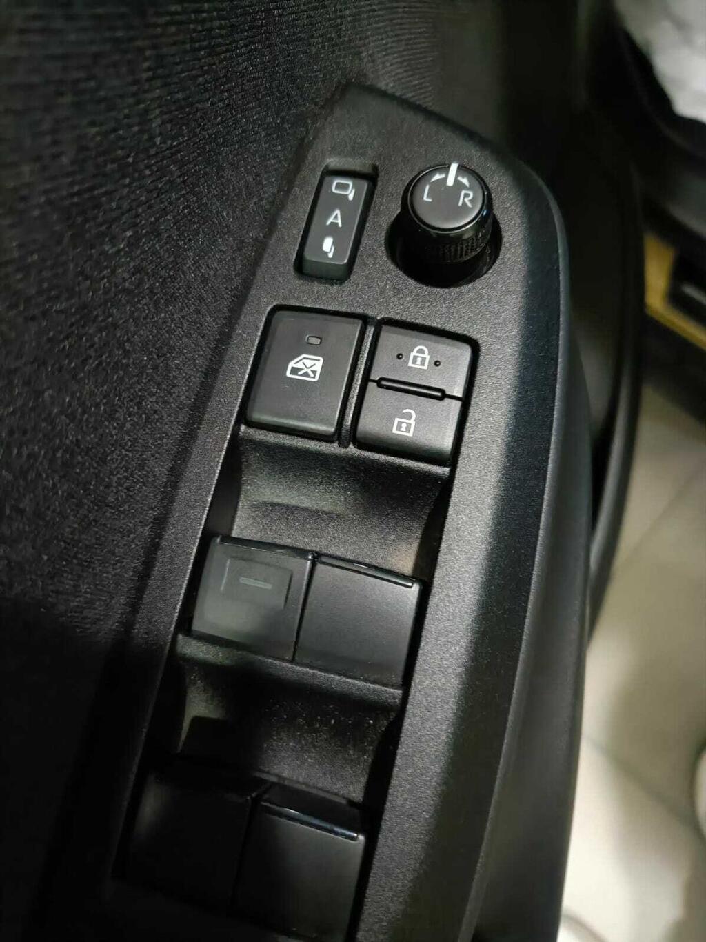 Toyota Yaris Cross 1.5 120H Active Tech 14