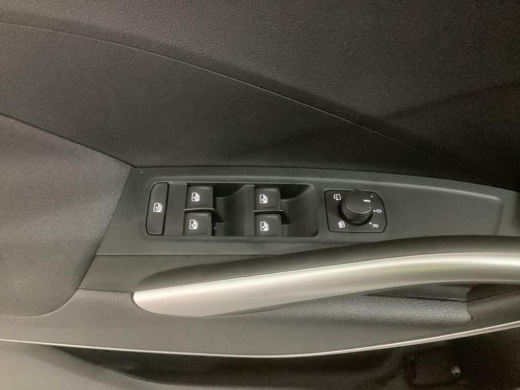 Skoda Fabia 1.0 TSI 70KW (95CV) Plus 17