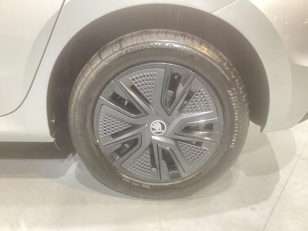 Skoda Fabia 1.0 TSI 70KW (95CV) Plus 8