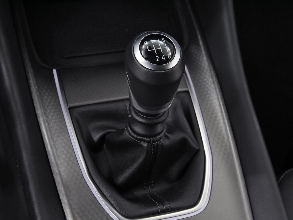 Nissan Qashqai DIG-T 103kW N-Connecta 33