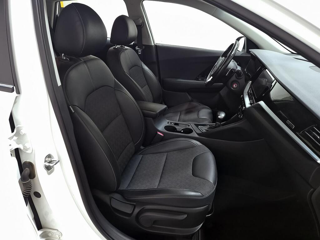 Kia Niro 1.6 GDi HEV 104kW (141CV) Drive 7