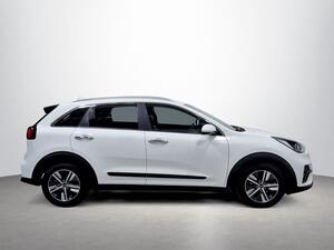 Kia Niro 1.6 GDi HEV 104kW (141CV) Drive Kia Niro 1.6 GDi HEV 104kW (141CV) Drive