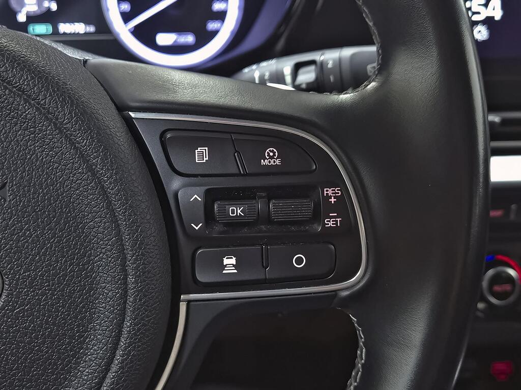 Kia Niro 1.6 GDi HEV 104kW (141CV) Drive 17