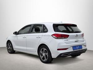 Hyundai i30 1.6 CRDI 85kW (116CV) Klass DCT Hyundai i30 1.6 CRDI 85kW (116CV) Klass DCT
